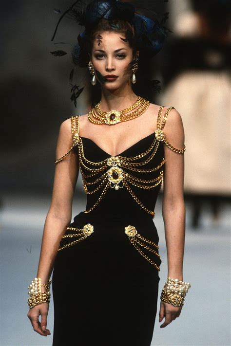 iconic chanel dress 1992